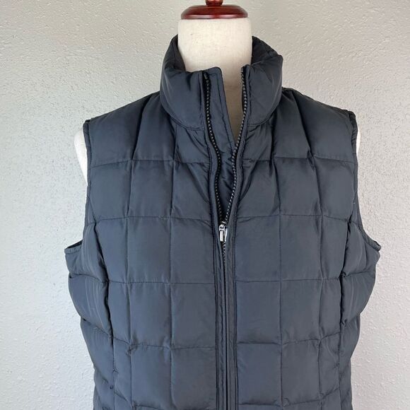 Eddie Bauer Premium Goose Down Puffer Vest Size M EUC - Picture 2 of 5
